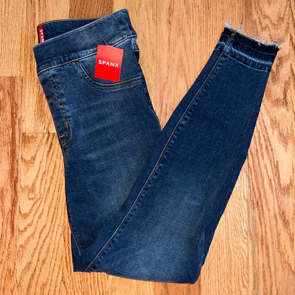 NWT Spanx distressed denim leggings